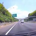 高速道路走行中でも標識も含めてクリアな高画質で録画されている