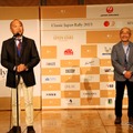 主催者の岡野正道氏(左)と岡野大介氏(右)