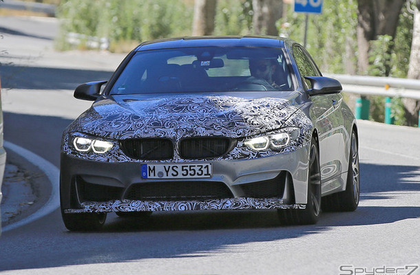 BMW M4 スクープ写真
