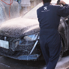 プロによる「手洗い洗車」で今年の汚れをスッキリ落とす！…イイツヤ 洗車の日