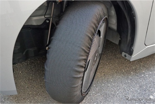 軽自動車サイズの布製タイヤチェーン「モビルシュシュ」Makuakeで先行