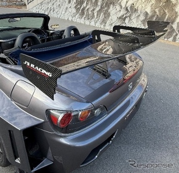S2000用？カーボンGTウイング ホンダ『S2000』用ドライカーボン製GTウイング…全幅1800mmの超ワイド