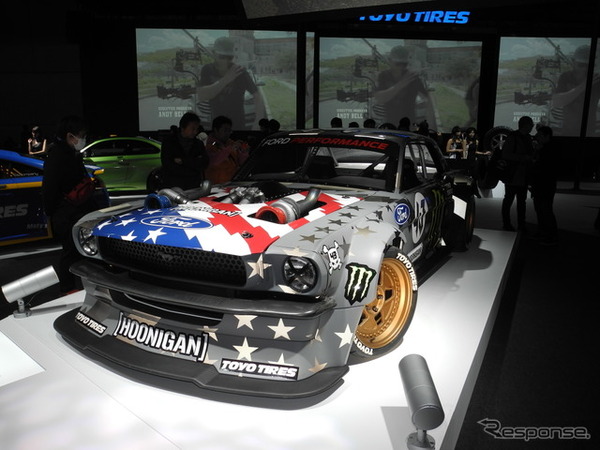 東京オートサロン18 圧倒的な存在感 モンスターマシンで世界観を表現 トーヨータイヤ 4枚目の写真 画像 Car Care Plus