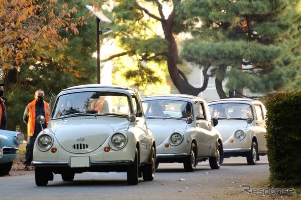 シルクハットにモーニングで対応…第15回クラシックカーフェスティバル