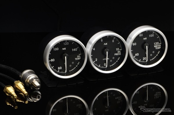 Defi 25周年 記念モデル第3弾、油圧・油温・水温計とコントロール