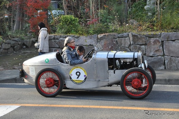 谷保天満宮旧車祭16を開催 神社にクラシックカーが勢ぞろい 28枚目の写真 画像 Car Care Plus