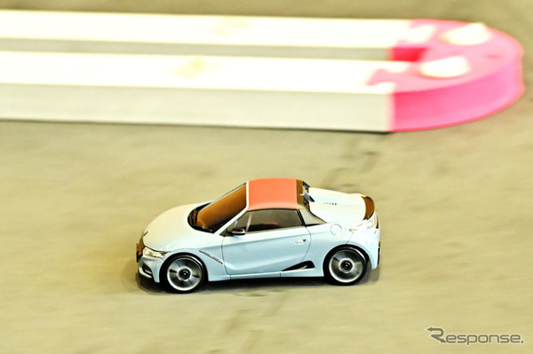 S660 Modulo XがKYOSHO ミニッツで復活！ 本物そっくりの完成度、俊敏な走りとドリフトを楽しむ 38枚目の写真・画像 | CAR  CARE PLUS