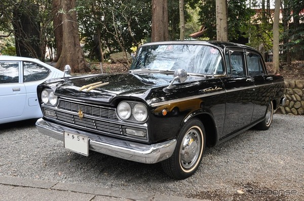 サニー1000 や スカイライン1500 など 隠れた名車を堪能 谷保天満宮旧車祭16 18枚目の写真 画像 Car Care Plus サニー1000 や スカイライン1500 など 隠れた名車を堪能 谷保天満宮旧車祭16 18枚目の写真 画像 Car Care Plus