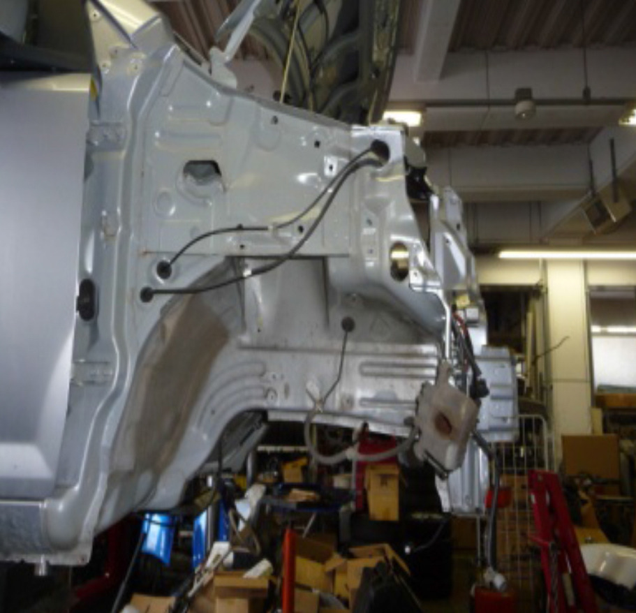 ストップ 粗悪修理 走行中にサスペンションメンバーが脱落 不完全修復の全貌 その5 Car Care Plus