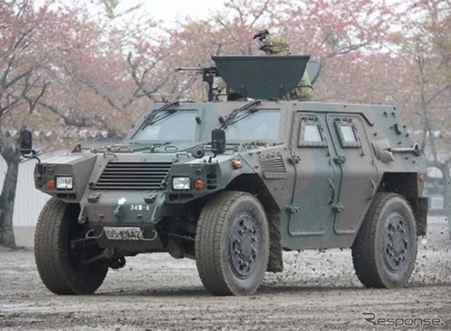 東名EXPASA足柄で自衛隊車両展示…軽装甲機動車や装輪装甲車など　11月2・8日 画像