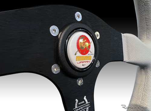 テーマは「馬」、日本限定ステアリング「JAPAN YEAR モデル」199本限定発売…MOMO 画像