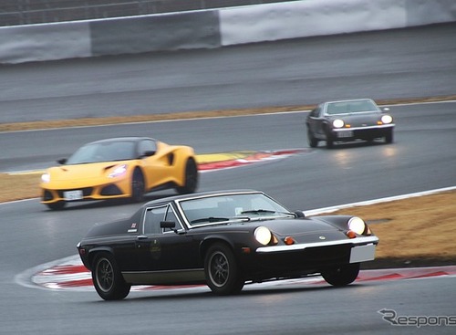マーク8、マーク11、コーティナMk1 !!…77周年を記念し、新旧ロータスがサーキットでお祝い 画像