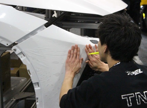 愛車の価値を守るPPF施工に注目…XPEL認定施工店「TNK」は法令遵守で安全・高品質な施工を追求