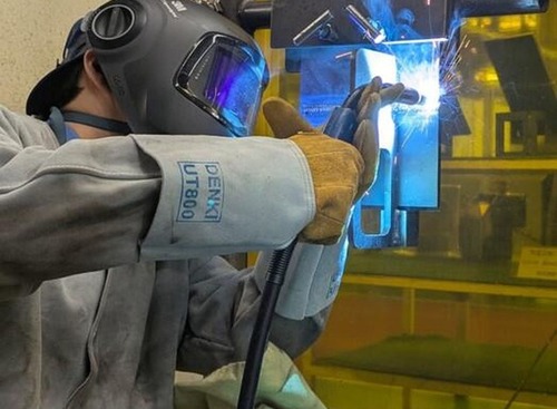 豊田自動織機、全国溶接技術競技会で社員が最優秀賞…溶接技能の日本一に 画像