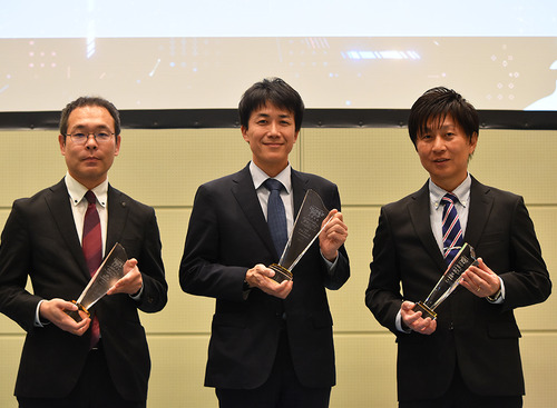 自動車業界のプロが選ぶ『いいクルマアワード2026』、グランプリにアルファード…リスペクトにGT-R、イノーベーションはbZ4Xが受賞 画像