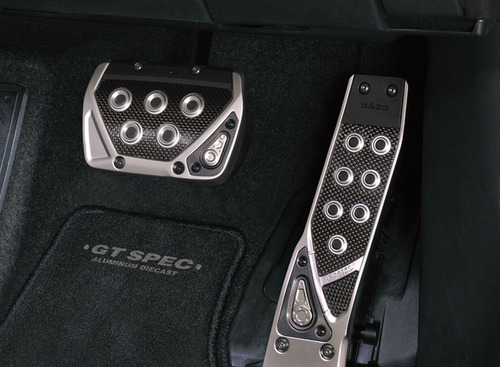 アクセルとブレーキをレーシーに演出、新型『RAV4』などトヨタのオルガンペダル車用「GT SPEC ペダルセット」発売 画像