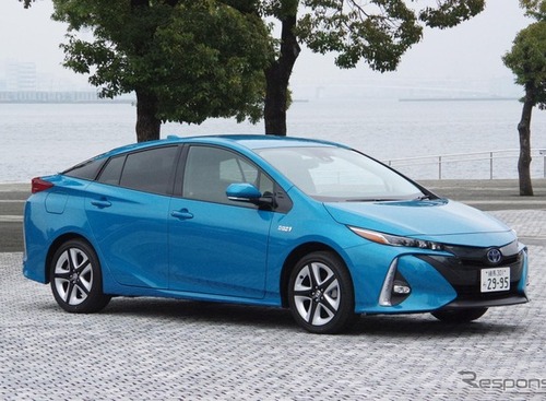 プリウスとは見た目も走りも違う！  新型「プリウスPHV」をチェック！ 画像