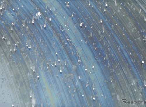 フロントガラスの「油膜取り」で雨の日の視界改善…洗車だけでは落ちない汚れの正しい対策～Weeklyメンテナンス～ 画像