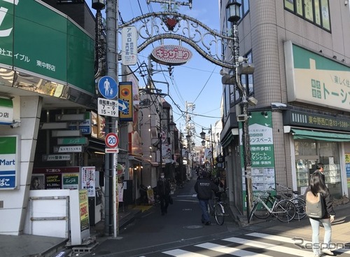 狭い道！ 車幅制限2.0mの謎、ここでその数字が？…東京都中野区 画像