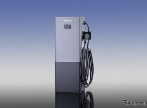 ホンダアクセス、V2H充放電器発表…EVから最大5.9kWを家庭に放電 画像