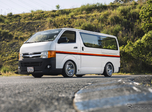 200系ハイエースを左ハンドル化！？　旧き良きアメリカを宿した唯一無二の一台…CARTUNE PickUpCars 2026 画像