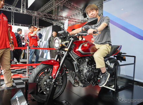 100万円切り　はあるか？…新型「CB400スーパーフォア」、ホンダが鈴鹿8耐で“本気のサプライズ” 画像