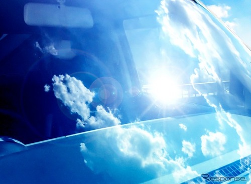 真夏の車内温度は「サンシェード」で何度、変わる？　効果と効率的な冷やし方とは？ 画像