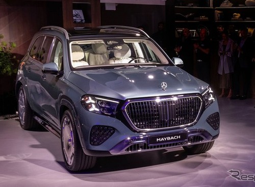 メルセデス、最上位SUV 「マイバッハ GLS」改良新型を発表…光るグリルや最新AIで極上の移動空間を追求 画像