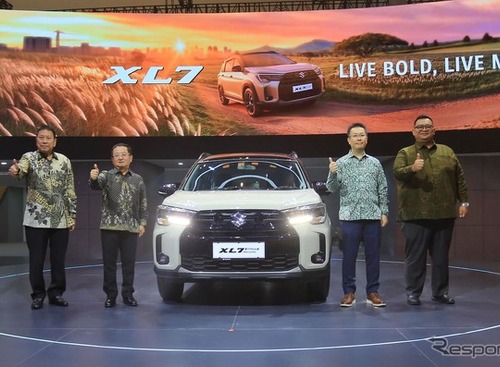 スズキの3列7人乗りSUV『XL7』、改良新型をインドネシアで発売…表情一新 画像