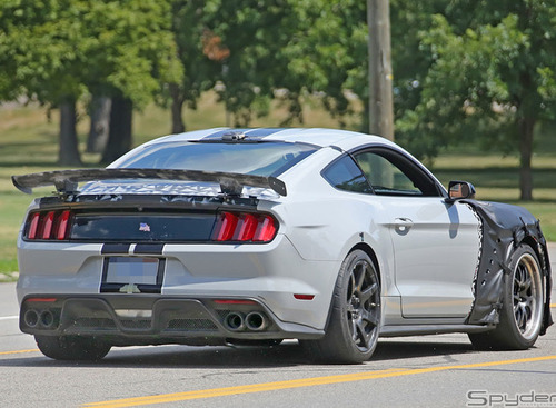 マスタング シェルビー「GT500」次期型、シリーズ史上最強の680馬力でマッスルカーの頂点へ！ 画像