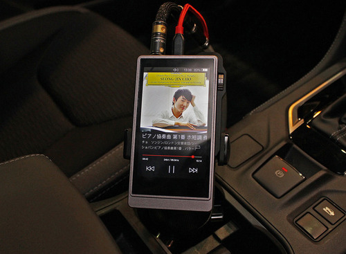 【カーオーディオ・マニア】愛車の中でどうやって音楽を聴く？  高性能な『DAP』で “ ハイレゾ音源 ” をハイ・クオリティに！ 画像