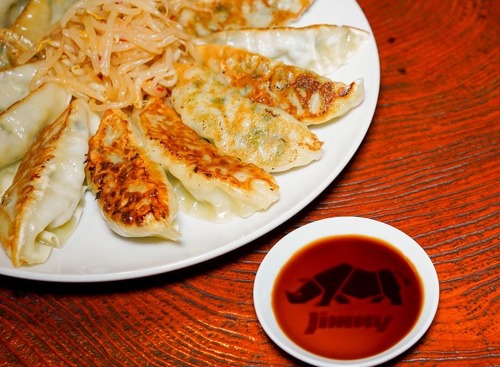 ジムニーのサイが浮き出る！　アウトドア感あふれる「しょうゆ皿 」 画像