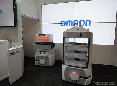 【CEATEC 16】生産ラインの風景を変える…オムロンの自動搬送ロボット 画像