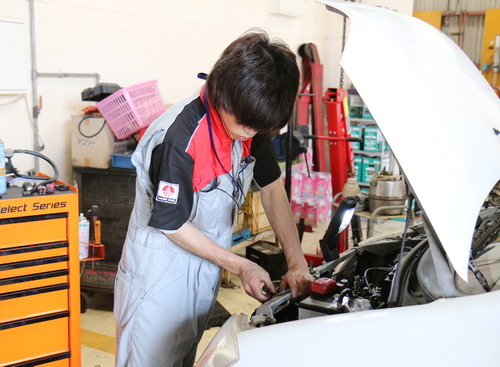 【期間限定キャンペーン】通常5,000円相当の商品が無料に！ 車検成約・予約するとオトクな割引＆特典あり…別府・小野自動車工場 画像