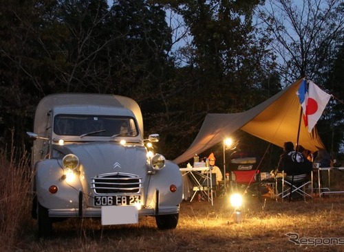 シトロエン『2CV』が集まってキャンプ、ツインエンジン4WDのサハラも…2cv camping 2022秋 画像