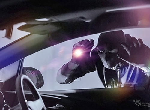 駐車中のトラブル急増、ドラレコに「モニタリング機能」を求めるドライバーは過半数 画像