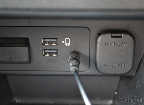 愛車の「電源」を充実させる方法とは？ 画像