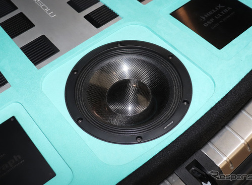 ［低音増強でカーオーディオはもっと楽しくなる］「単体サブウーファー」は種類が豊富！ お国柄で傾向が変化？ 画像