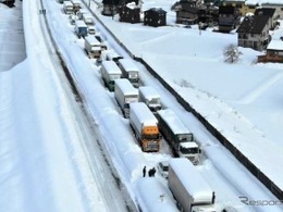 大雪に対する緊急発表…高速道と並行一般道で同時通行止めの可能性　国交省 画像