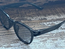 ヘッドライトを再利用した「サングラス」、トヨタカローラ香川が発売