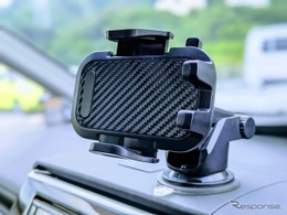 今年の暑さはヤバイ！ 車内で“スマホ熱暴走”、実践的対策教えます