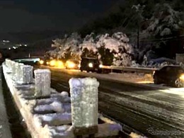 長時間立ち往生！ 高速道路の渋滞での安全な過ごし方…事前対策も