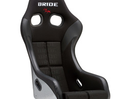 スポーツシート「ZETA IV」「STRADIA III」「GIAS III」に新色、ブラックロゴ追加…ブリッド 画像