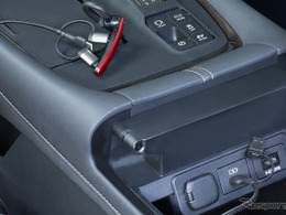 快適な充電環境を構築するには、ケーブル選びも抜かりなく！ 便利な新個性派［特選カーアクセサリー名鑑］