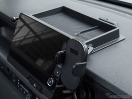 ホンダ『N-BOX』の運転席を収納力アップ！ 簡単設置の専用「ダッシュボードトレイ」発売