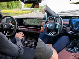 高速道路で最高130km/hまで手放し走行可能にする…BMWの先進運転支援「Highway Assistant」