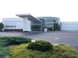 日産、国内5工場で早期退職募集、1800人の事務職が対象［新聞ウォッチ］