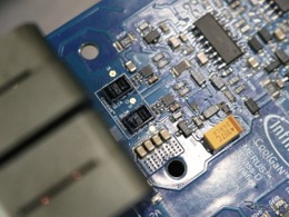 車載オーディオが変わる？　次世代パワー半導体「GaN」 D級アンプが示した高音質化の可能性