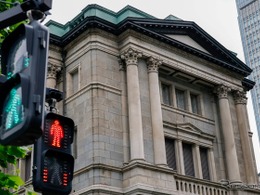 「1ドル＝170円」市場予測も、歴史的な円安進行 39年ぶり163円台［新聞ウォッチ］