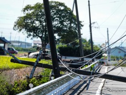 熊本地震、猛暑の中の避難生活、車中泊の70代女性死亡［新聞ウォッチ］